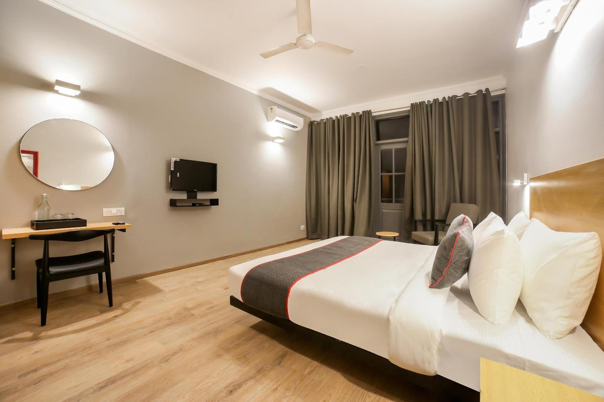 King Delhi Airport Hotel New Delhi